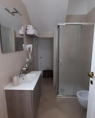 בית הארחה Alimar ליצאנו